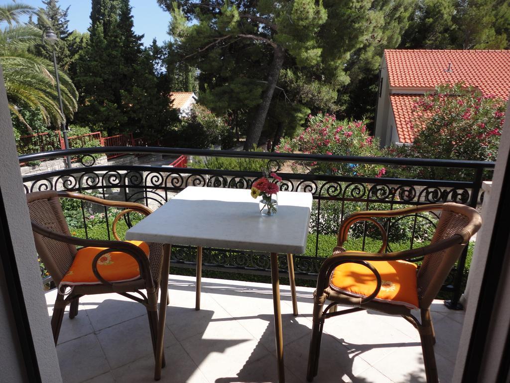 Guesthouse Apartment Bozica Bol Szoba fotó