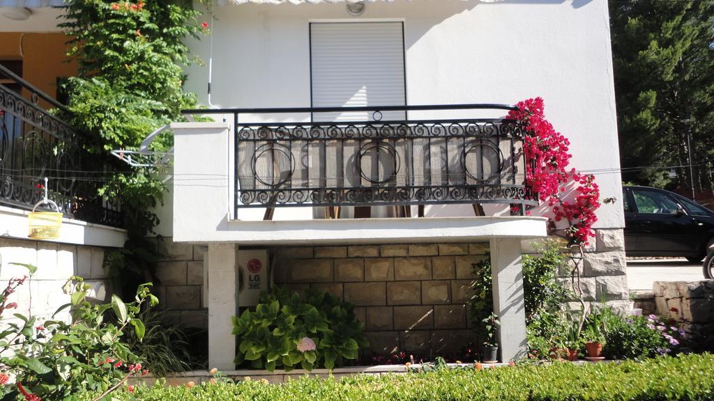 Guesthouse Apartment Bozica Bol Szoba fotó
