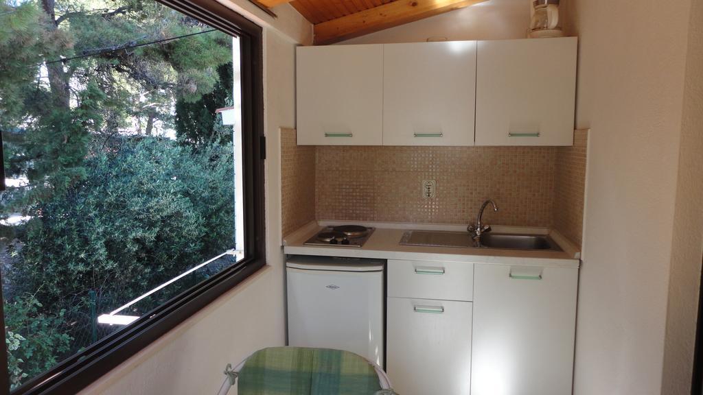 Guesthouse Apartment Bozica Bol Szoba fotó