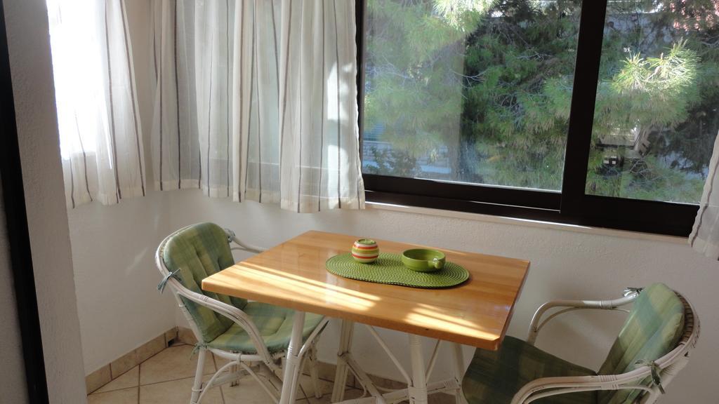 Guesthouse Apartment Bozica Bol Kültér fotó