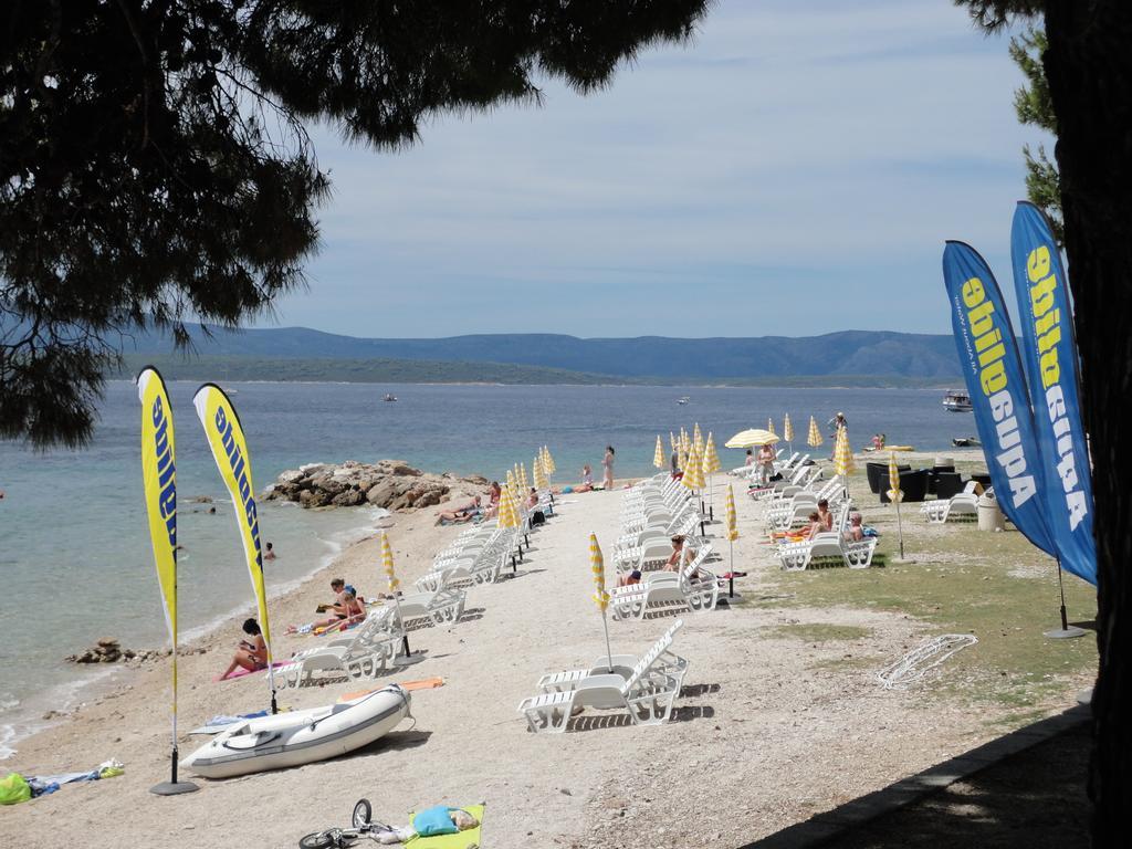 Guesthouse Apartment Bozica Bol Kültér fotó